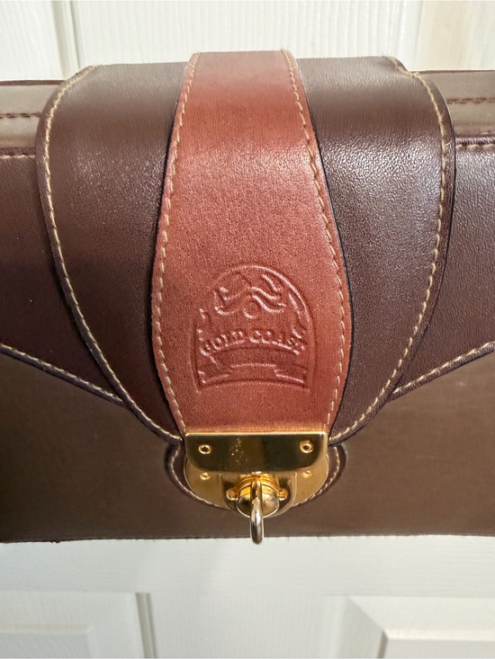 Gold Coast Handbags - Vintage leather Gold Coast crossbody bag